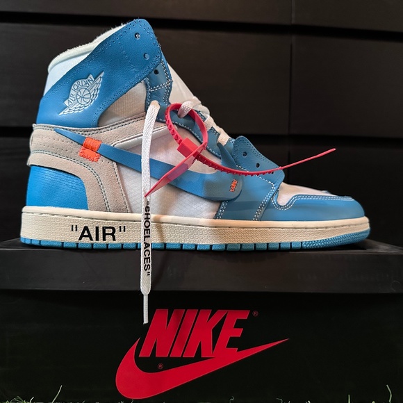 Air Jordan 1 Off-White UNC size 13